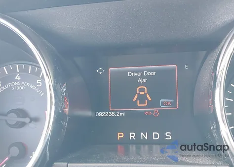 2016 Ford Mustang V6 из США, поврежденный, VIN 1FA6P8AM6G5325700